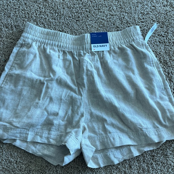 Old Navy: Salmon and khaki linen shorts - Picture 6 of 10